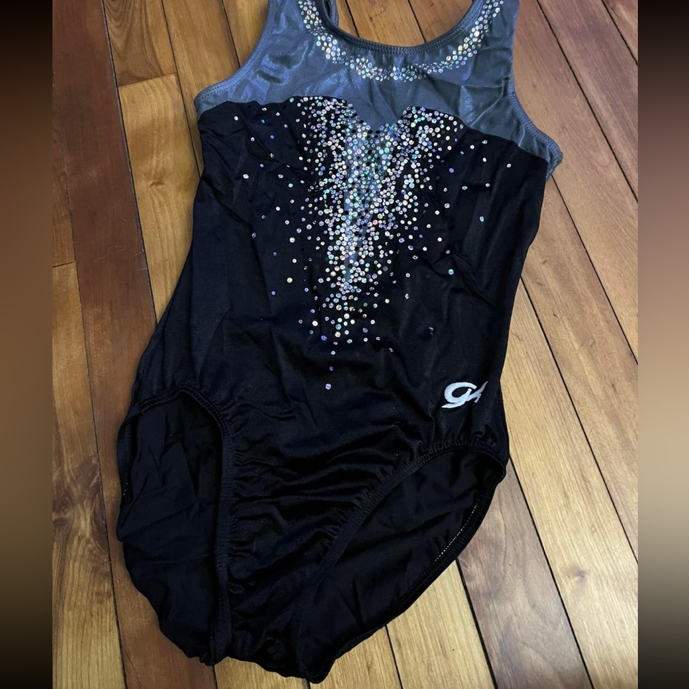 adult medium gymnastics leo